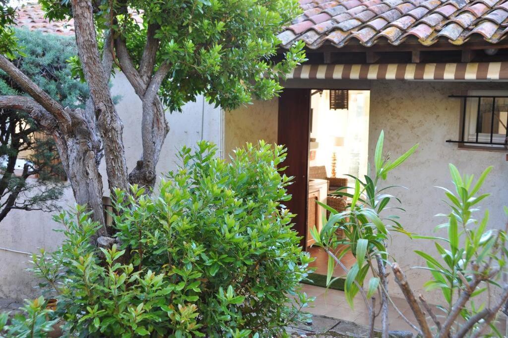 Villa Abeille : Douces Vacances D'Ete Avec Vue Mer Cavalaire-sur-Mer Exterior foto